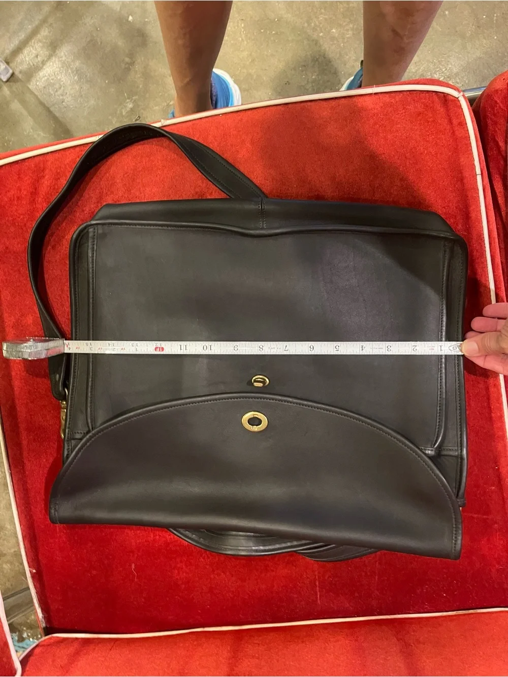 Laura USA Classic Black Leather Messenger Bag -